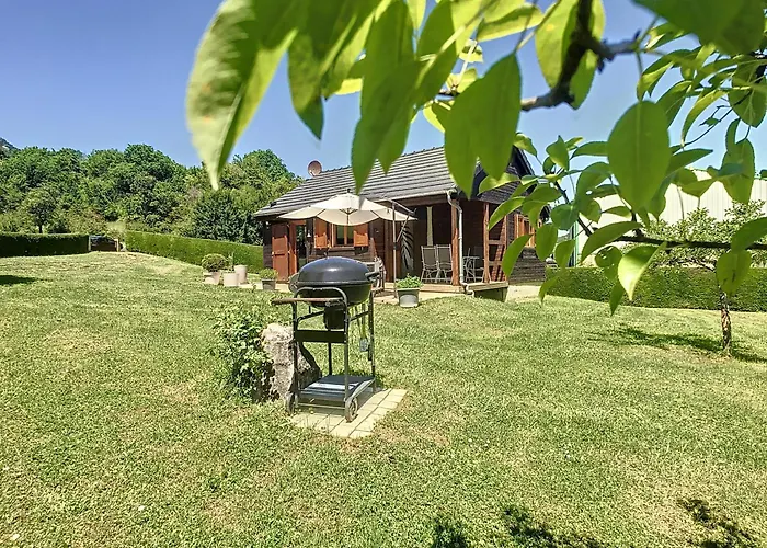 Grand Jardin, Au Calme, Proche Commerces